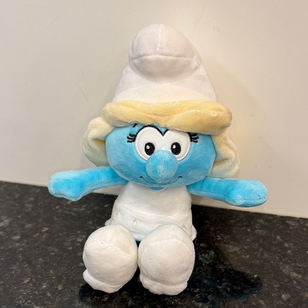 Smurfette Girl Plush Doll Stuffed Soft Toy The Smurfs. Size 10”Paramount